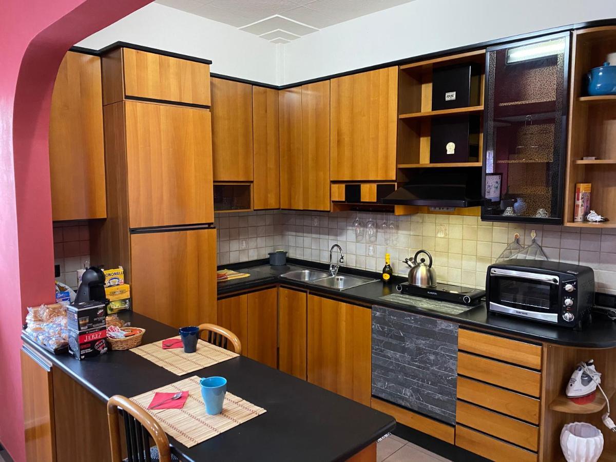 House Toret Торино Екстериор снимка